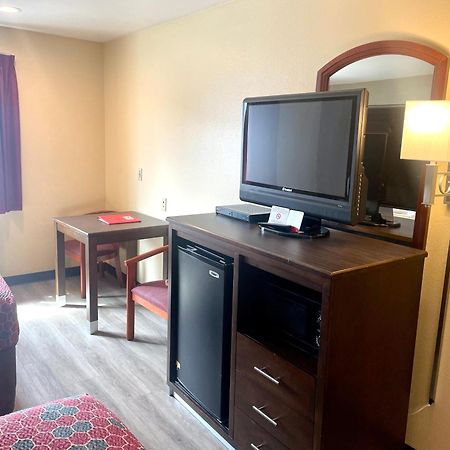 Econo Lodge Inn & Suites Corning Habitación foto
