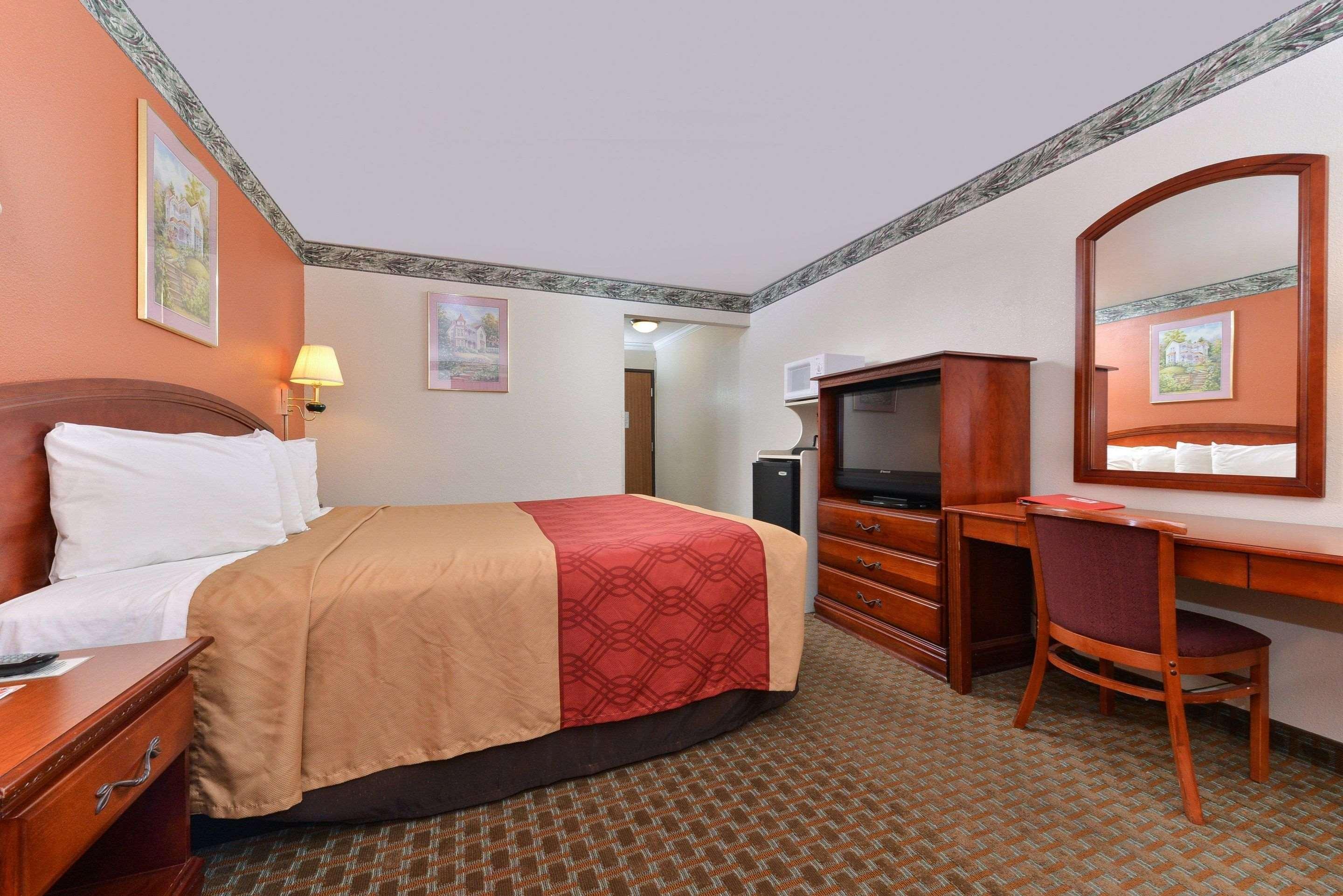 Econo Lodge Inn & Suites Corning Exterior foto